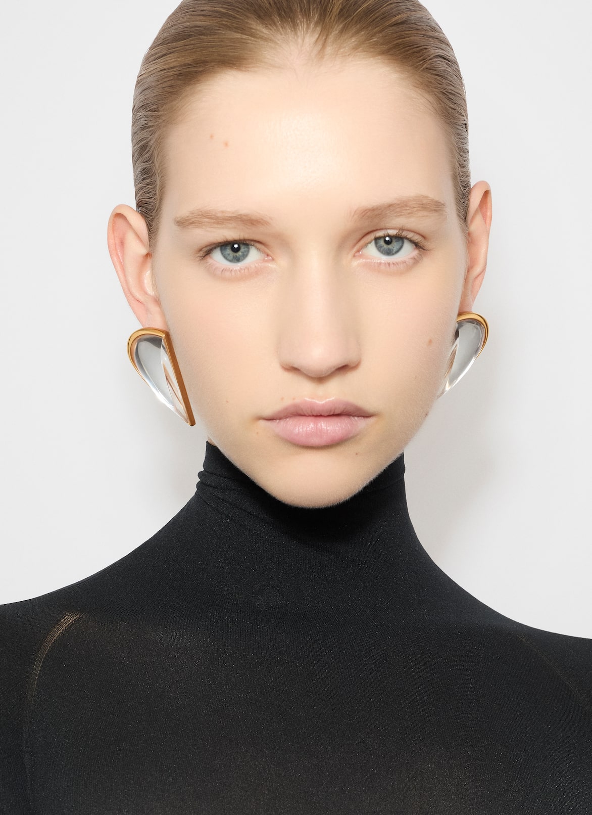 DEMI-CŒUR BOMBE EARRINGS ALAÏA TRANSPARENT DEMI-CŒUR BOMBE EARRINGS